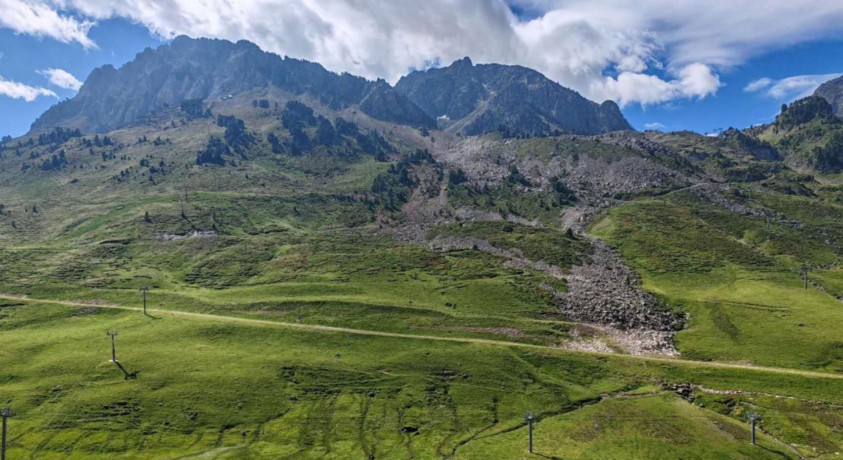Apartament Un Petit Nid Au Pied Des Pistes Bagnères-de-Bigorre Zewnętrze zdjęcie